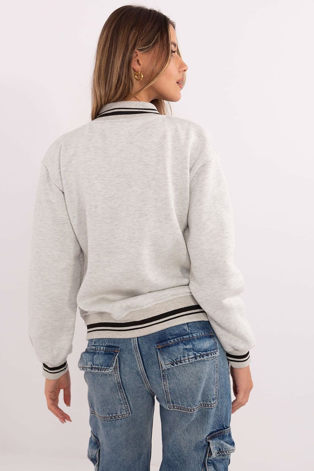 Sweatshirt model 206139