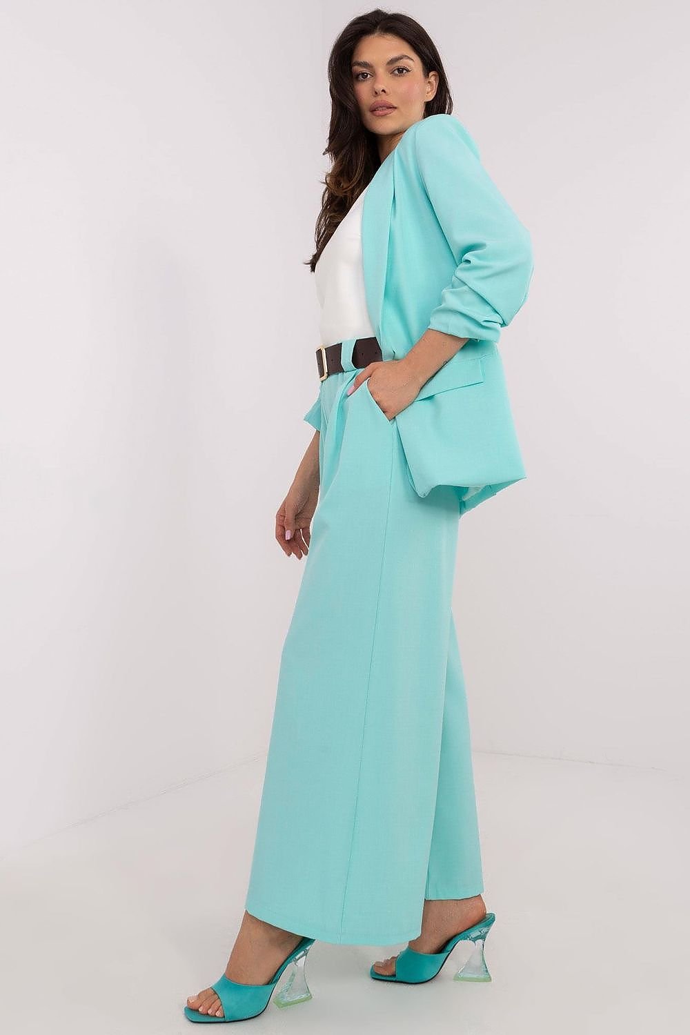 Women trousers model 206410