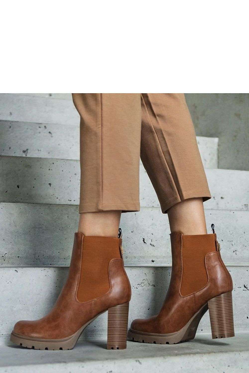 Heel boots model 206440