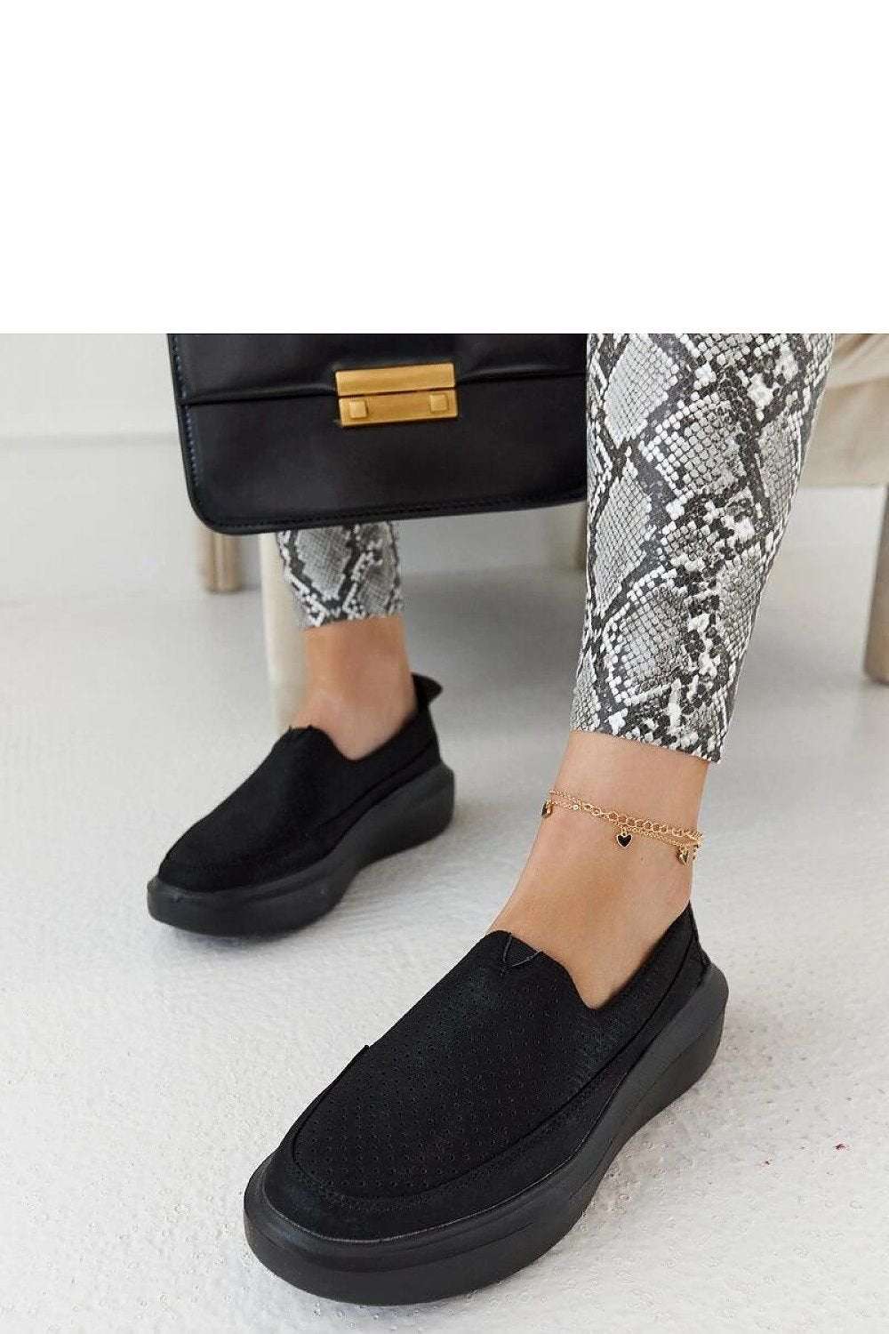 Low Shoes model 206474