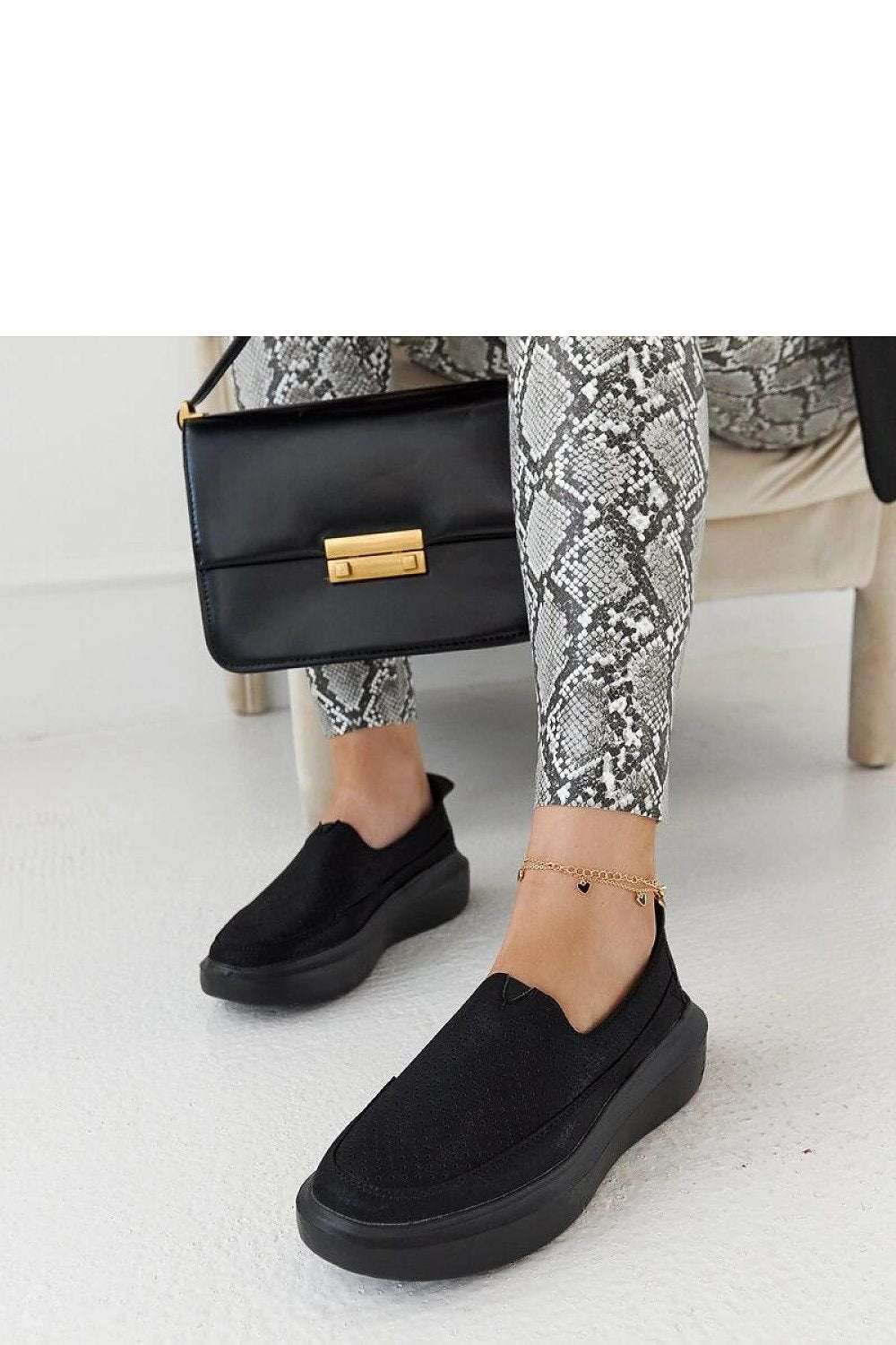 Low Shoes model 206474