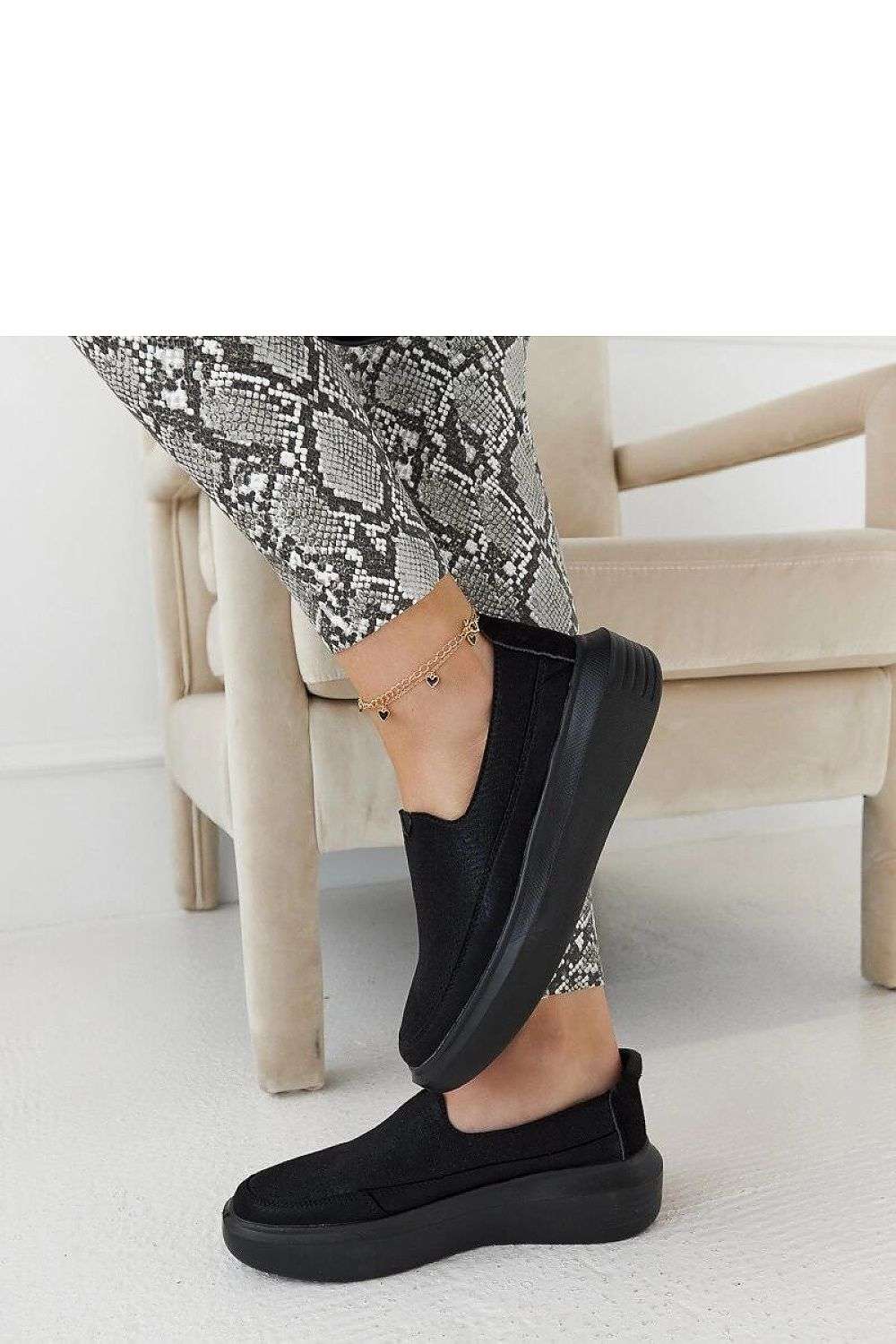 Low Shoes model 206474