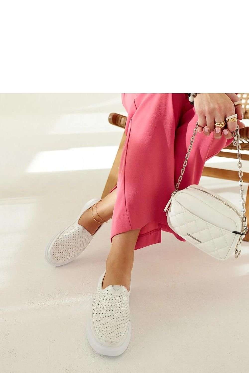 Low Shoes model 206476