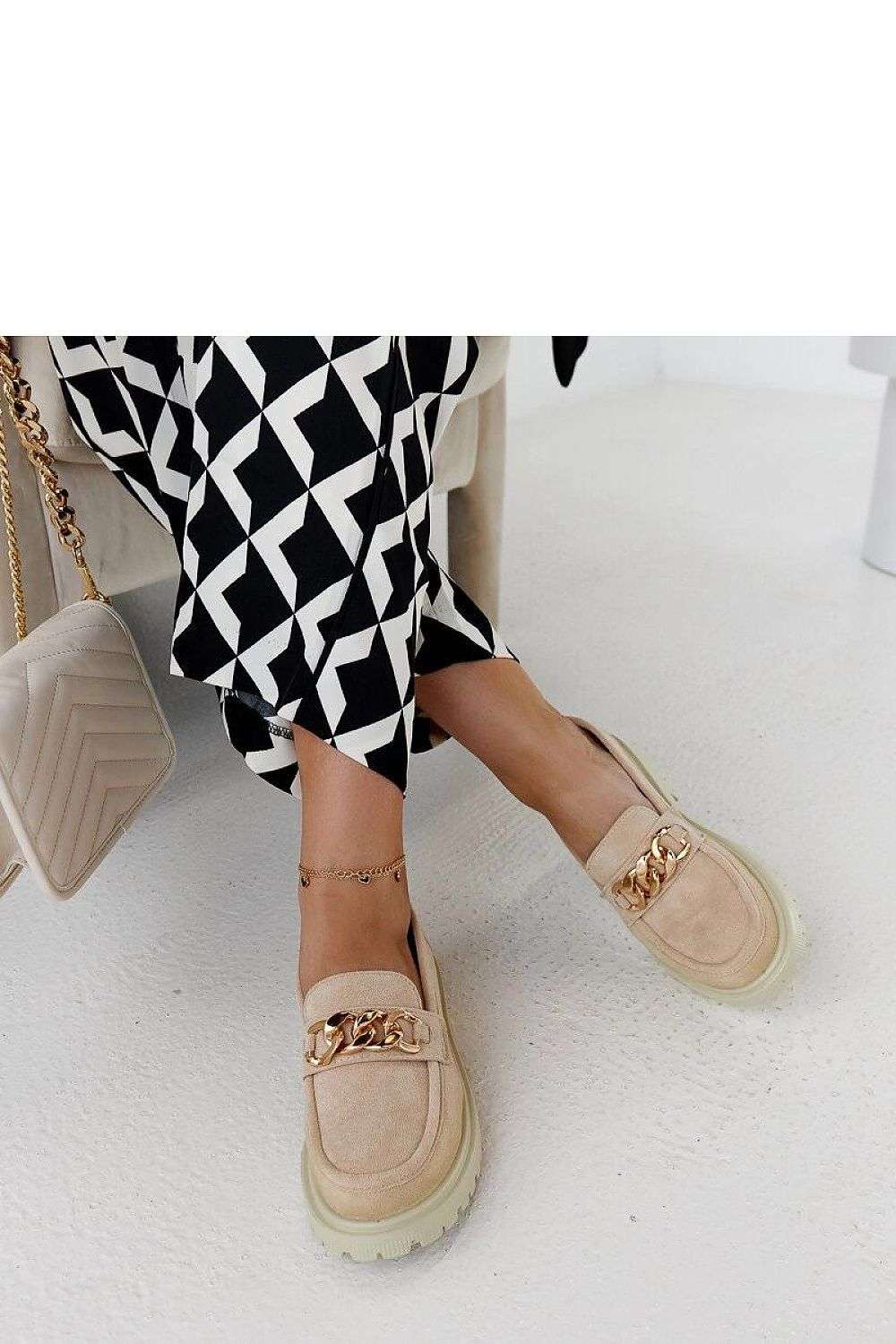 Low Shoes model 206477