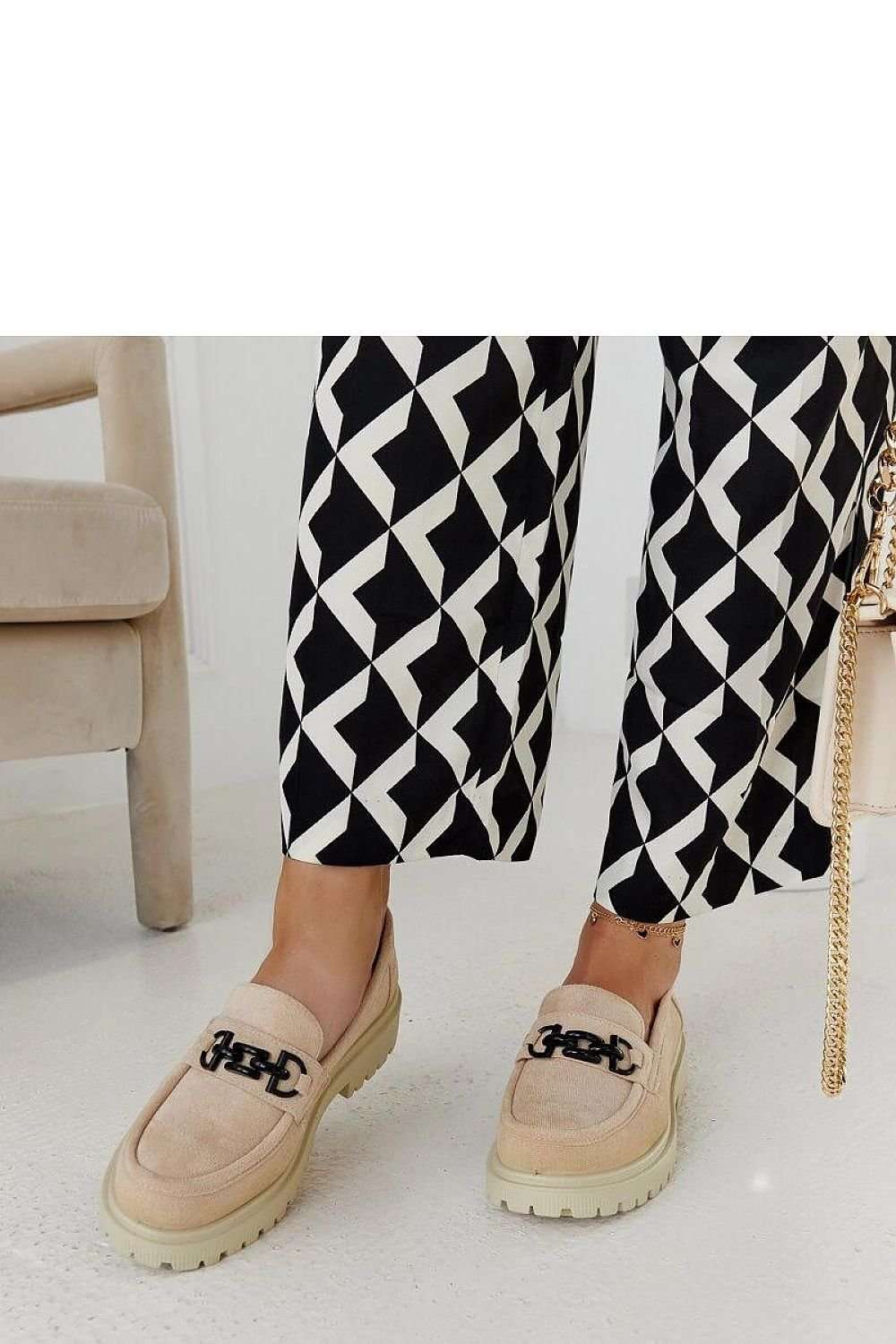 Low Shoes model 206478