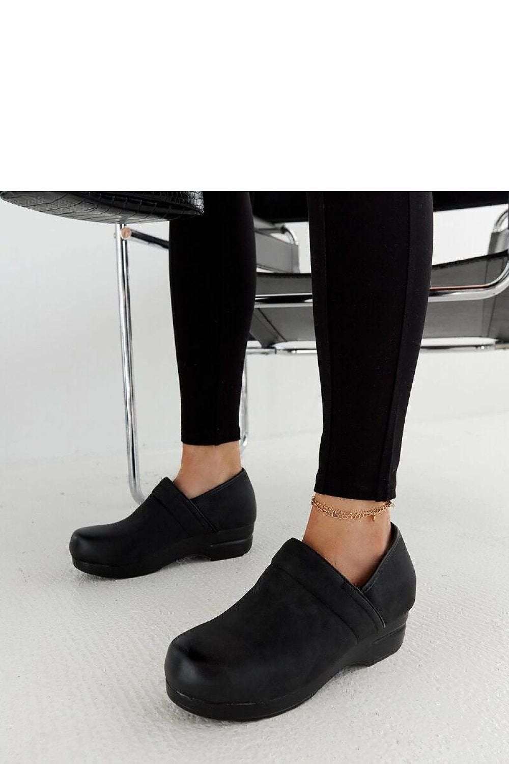 Low Shoes model 206480