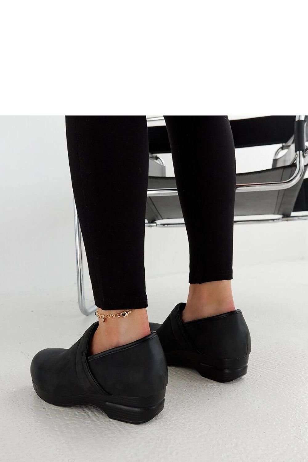 Low Shoes model 206480