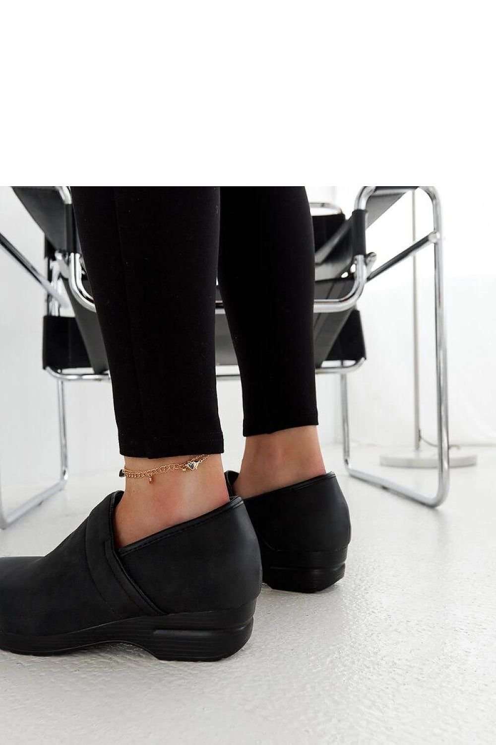 Low Shoes model 206480