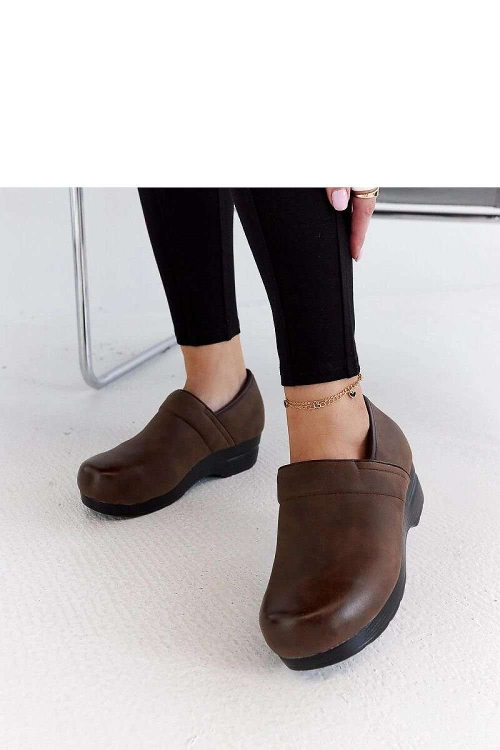 Low Shoes model 206481