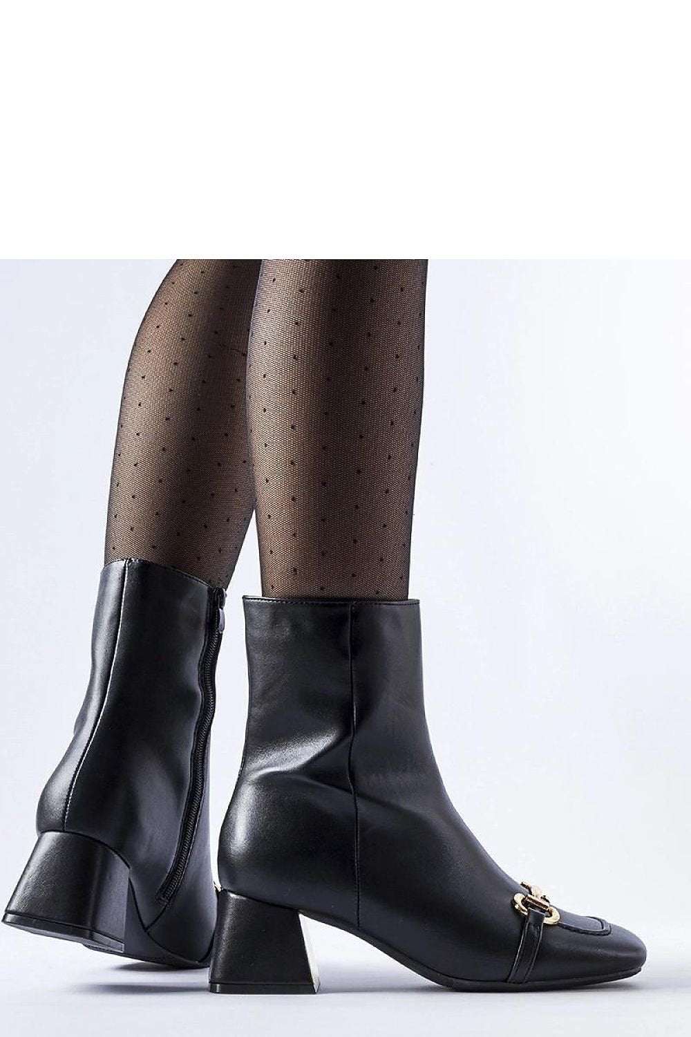 Heel boots model 206502