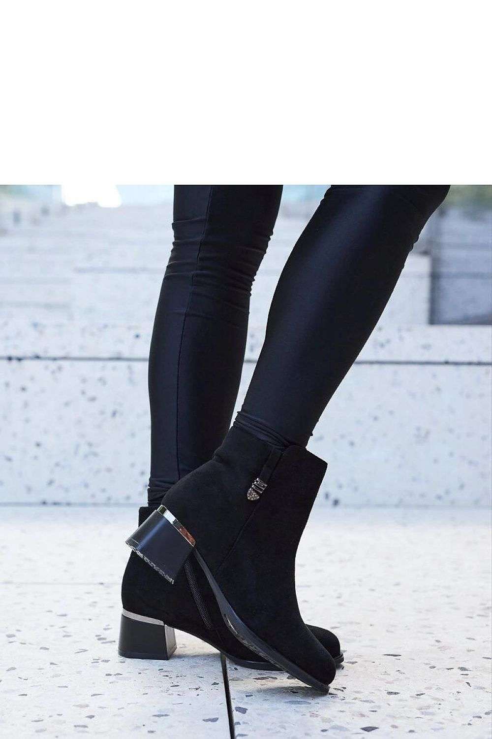 Heel boots model 206549