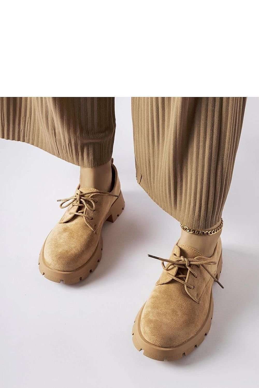 Low Shoes model 206571