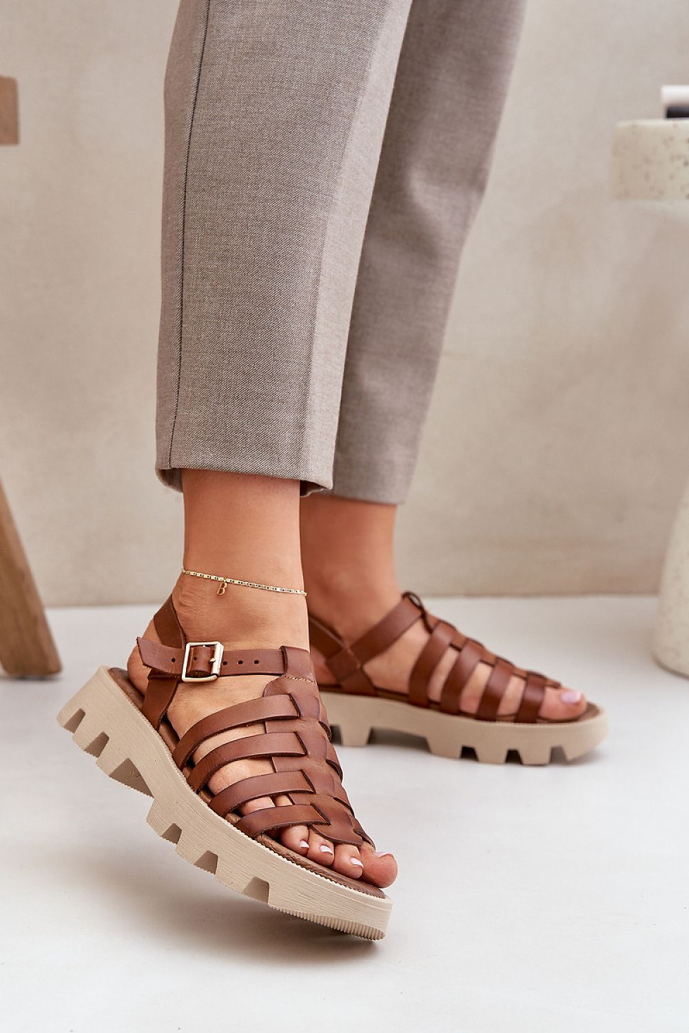  Sandals model 213472 Step in style 