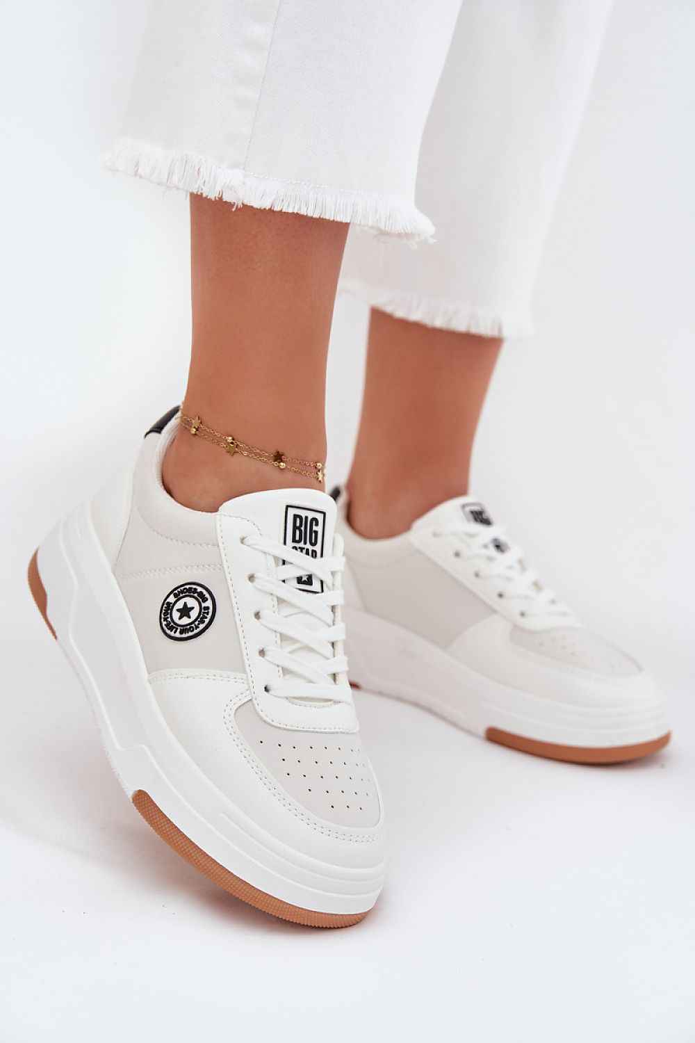 Sport Shoes model 216464