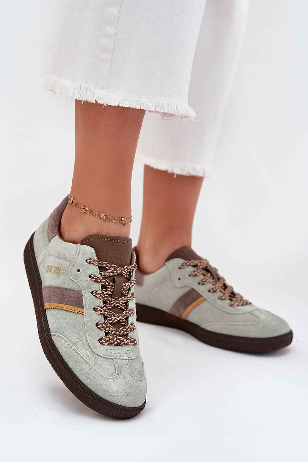 Sport Shoes model 216482