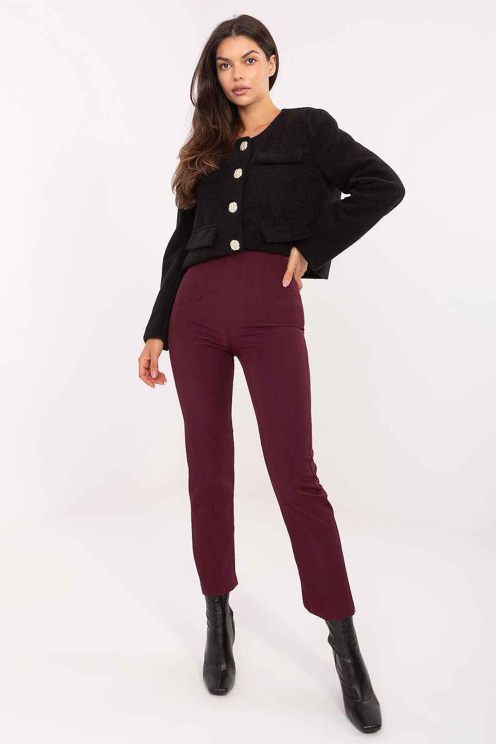 Women trousers model 216742