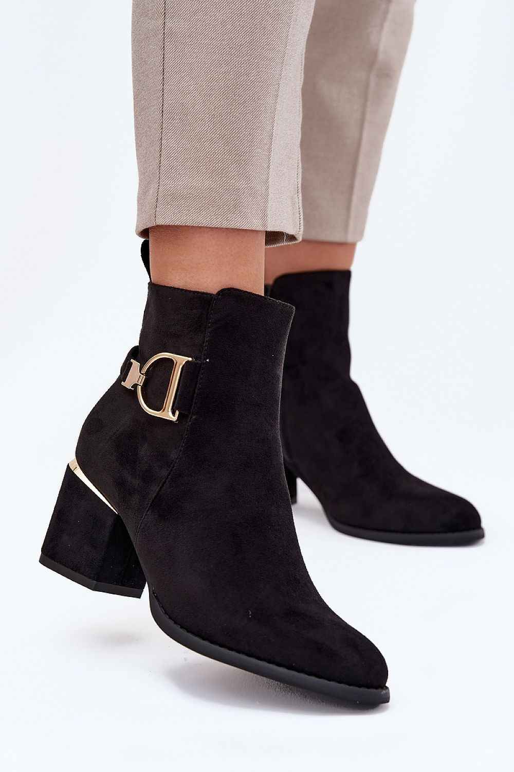 Heel boots model 216809