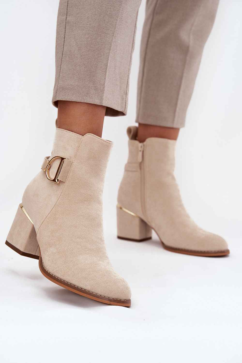 Heel boots model 216810