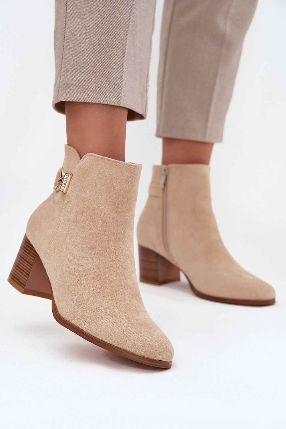 Heel boots model 216812