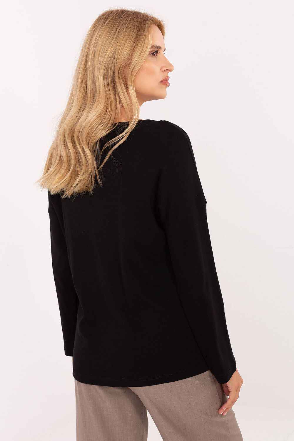 Blouse model 217041