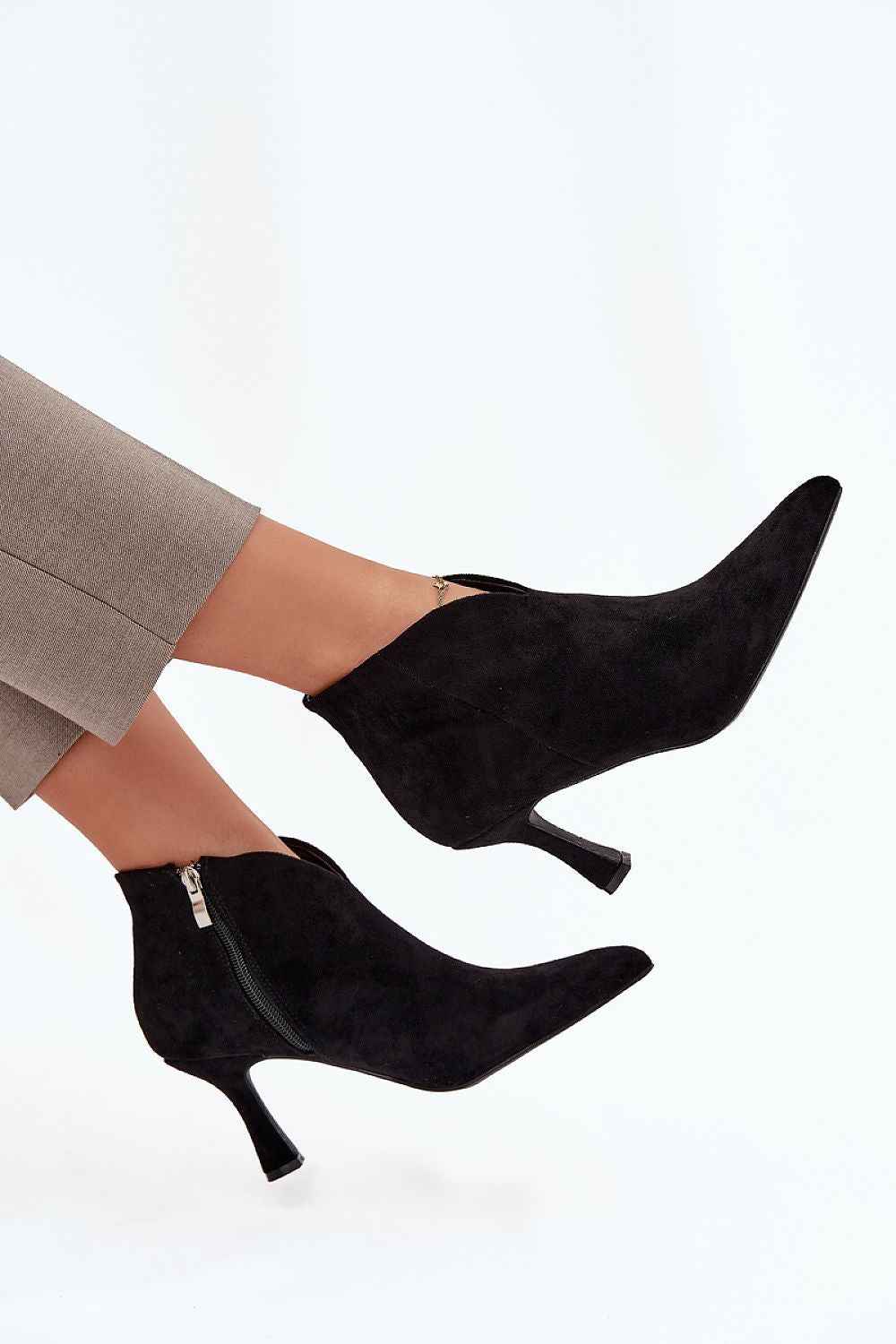 Heel boots model 217504
