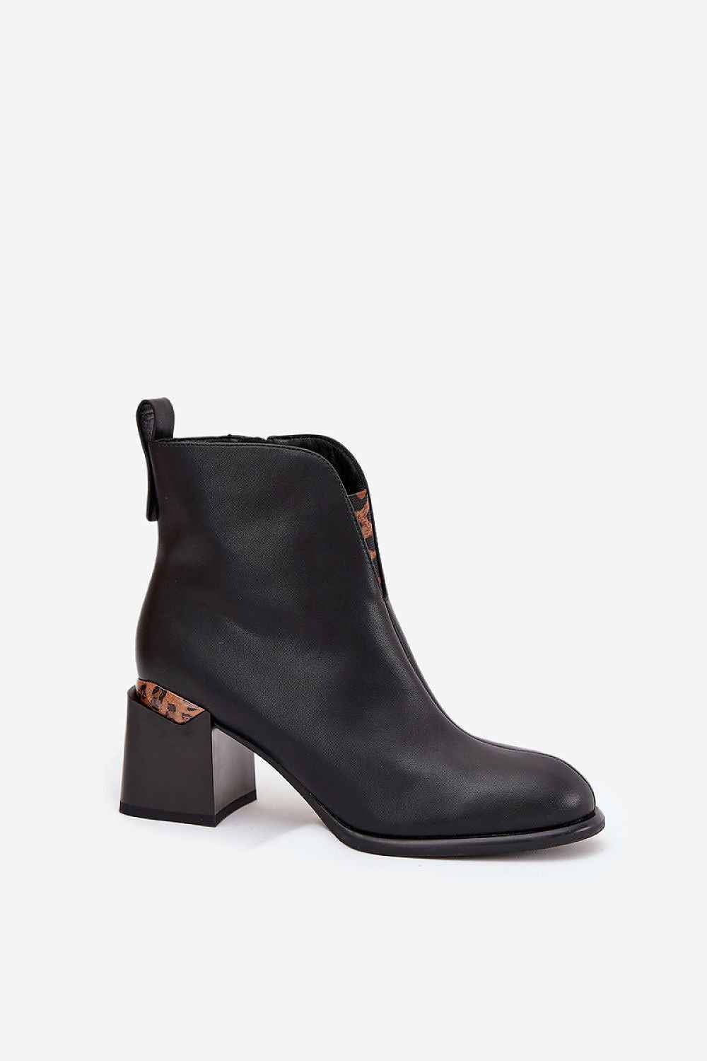 Heel boots model 217727