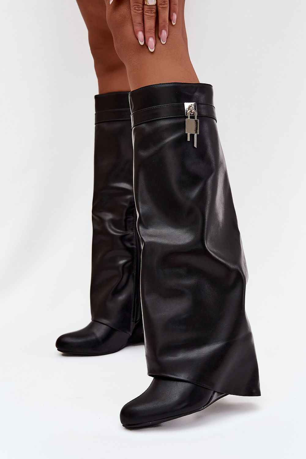 Buskin boots model 217757