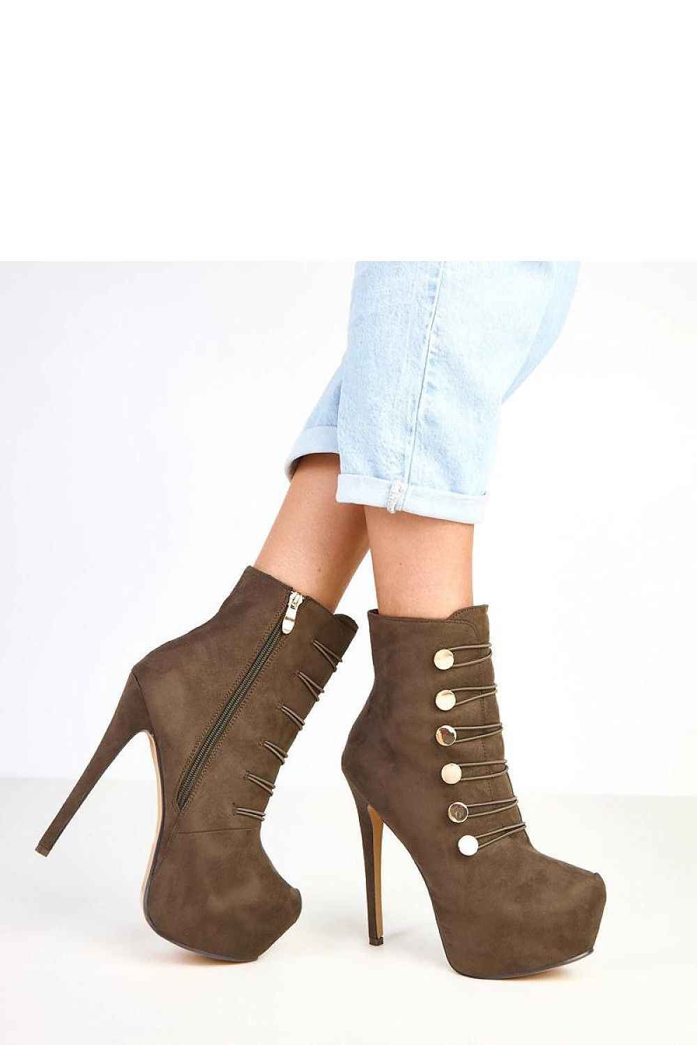 Heel boots model 217916