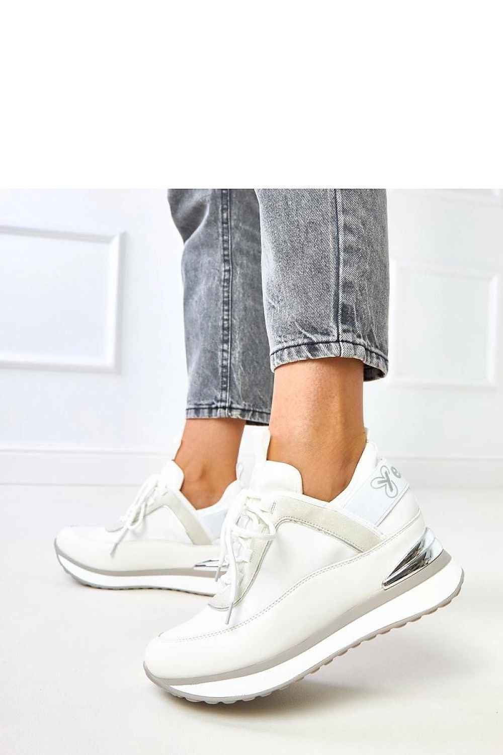 Sport Shoes model 217946