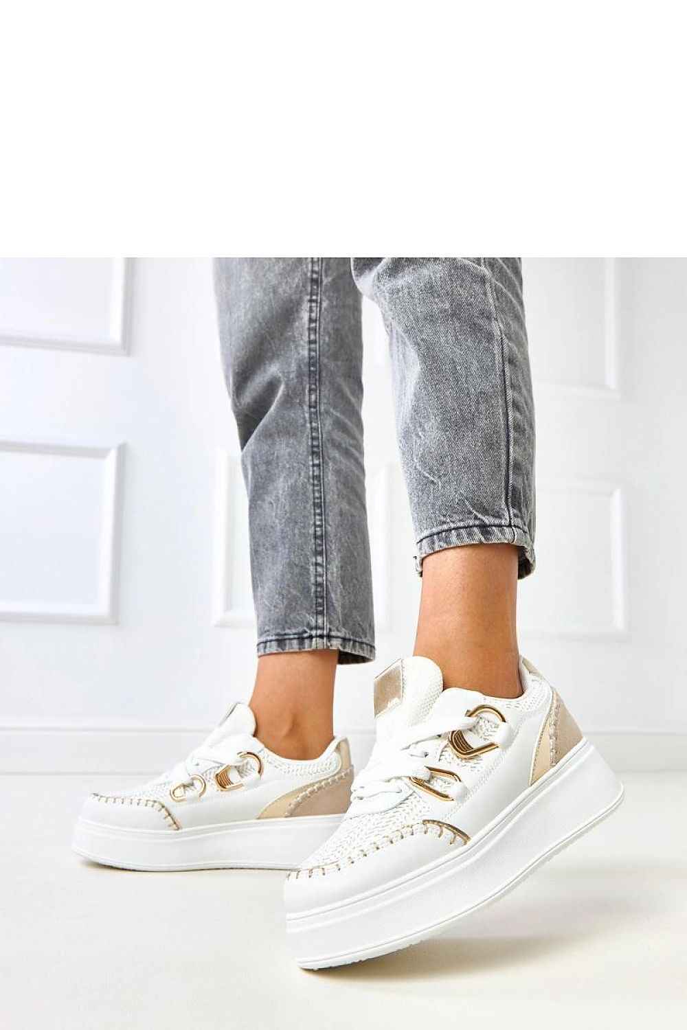 Sport Shoes model 217954