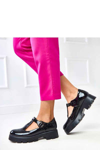 Heeled low shoes model 217959