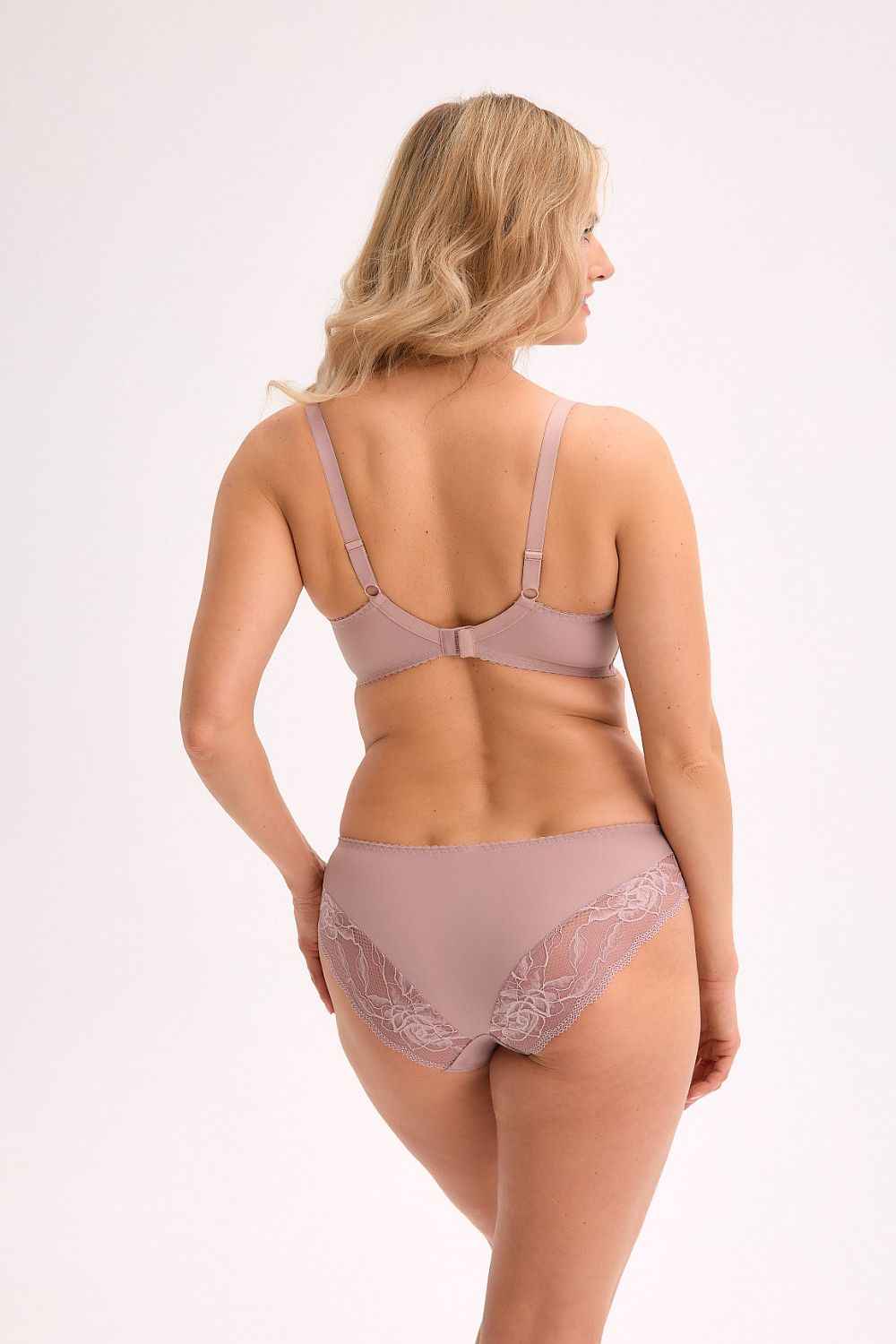 Semi-soft model 217964