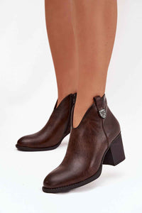 Heel boots model 218061
