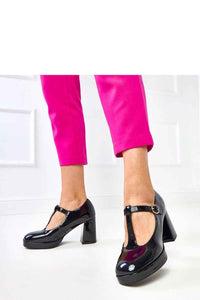 Heeled low shoes model 218176