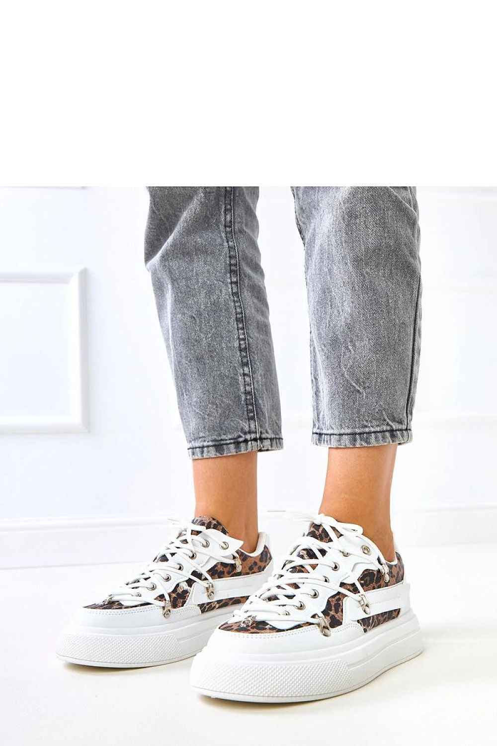Sport Shoes model 218365