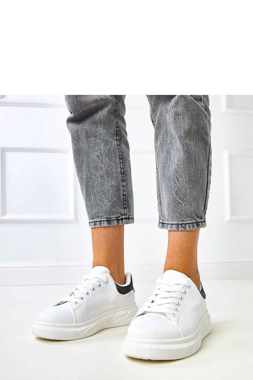 Sport Shoes model 218368