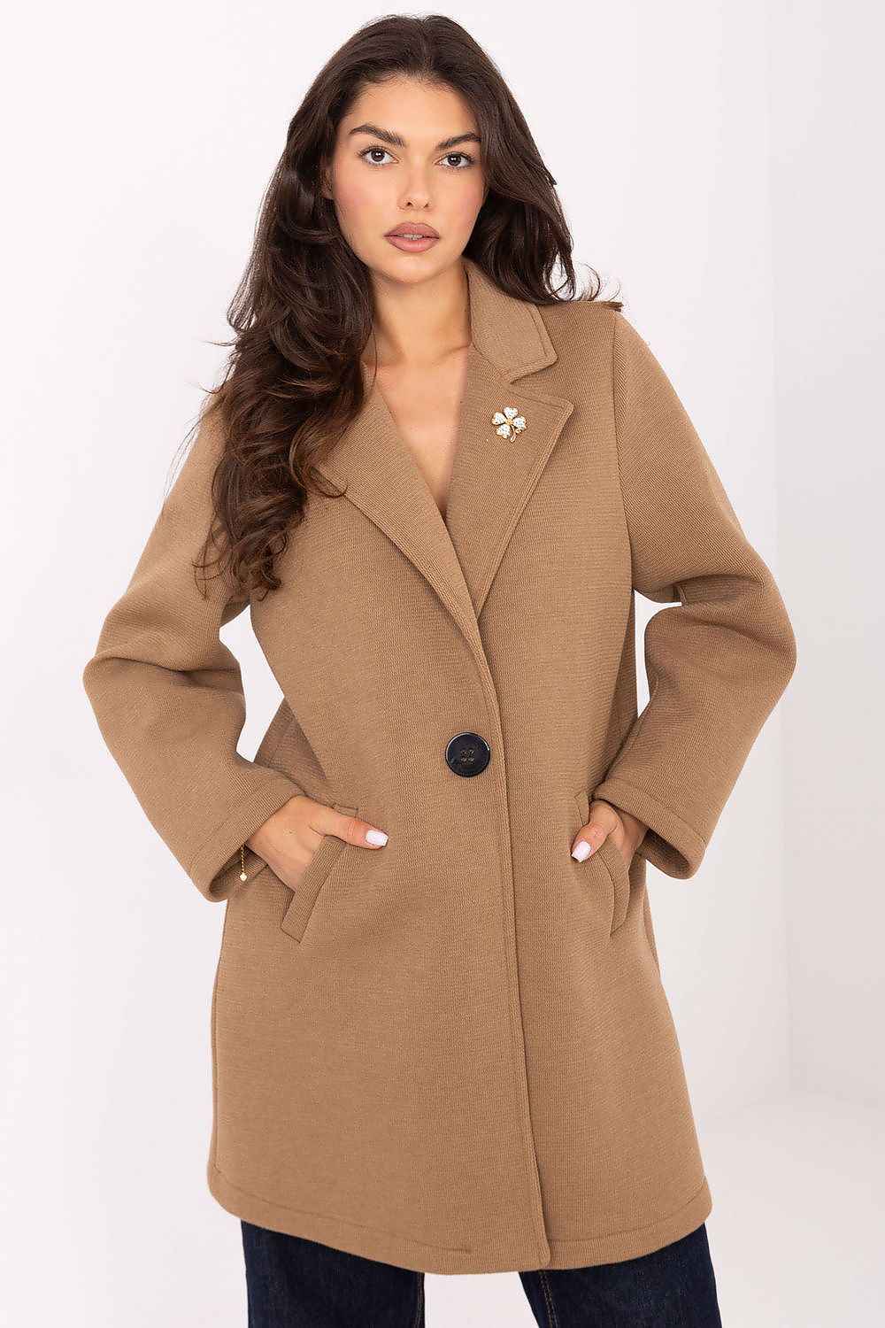 Coat model 218412
