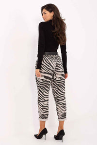 Women trousers model 218442