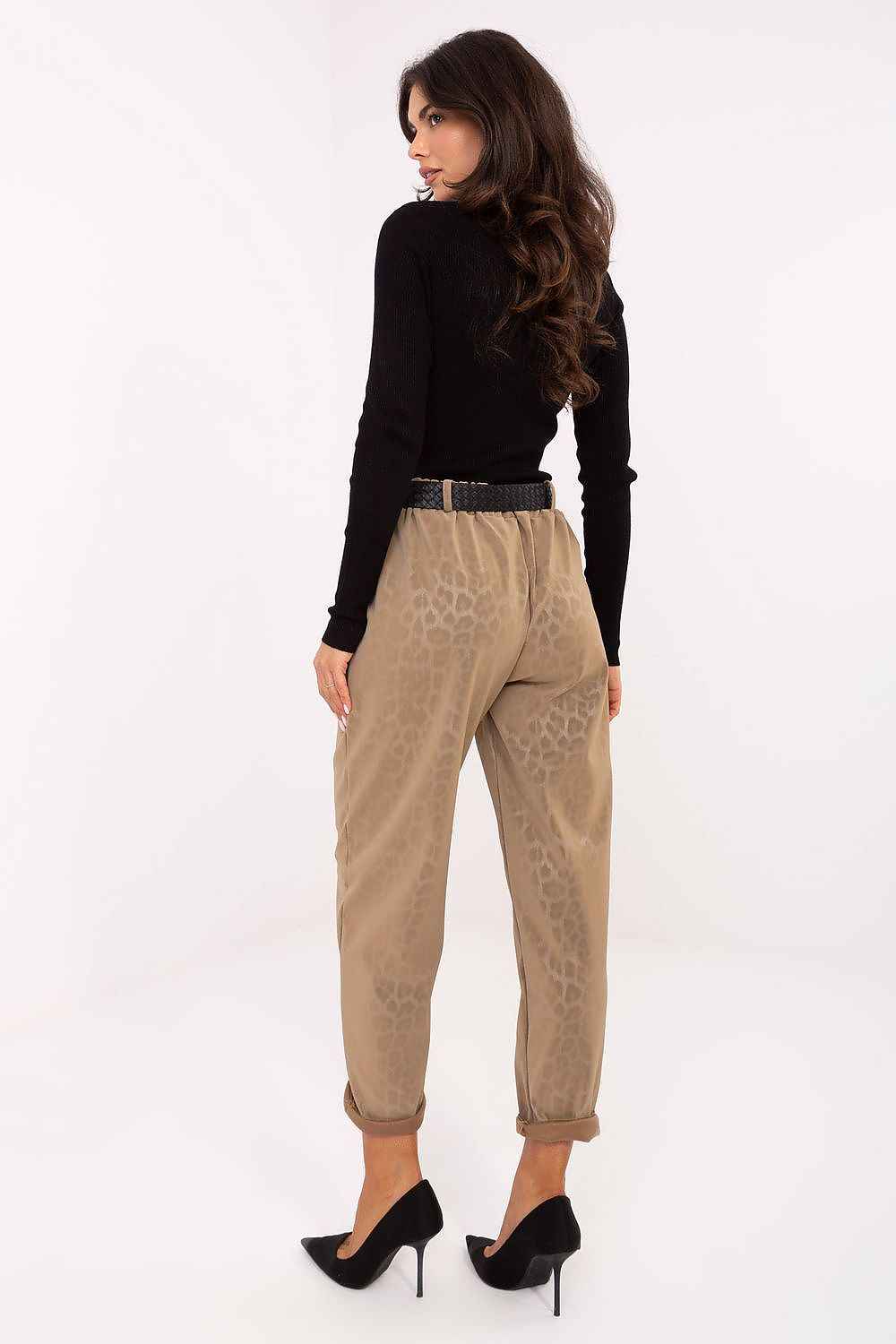 Women trousers model 218446