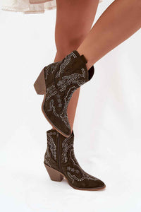 Heel boots model 218511
