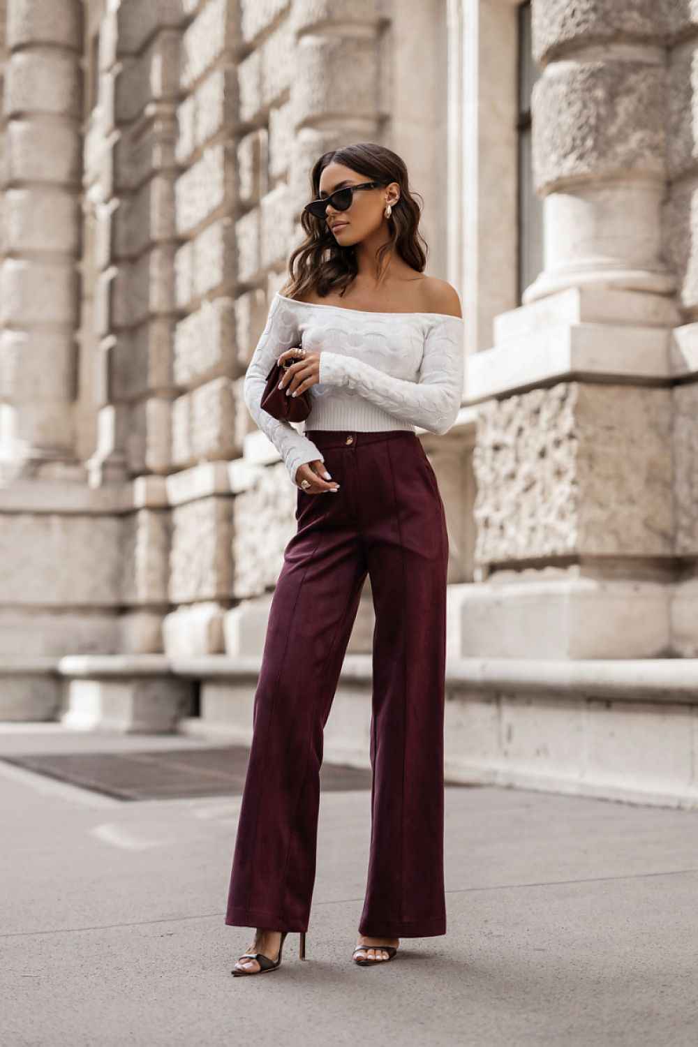 Women trousers model 218579