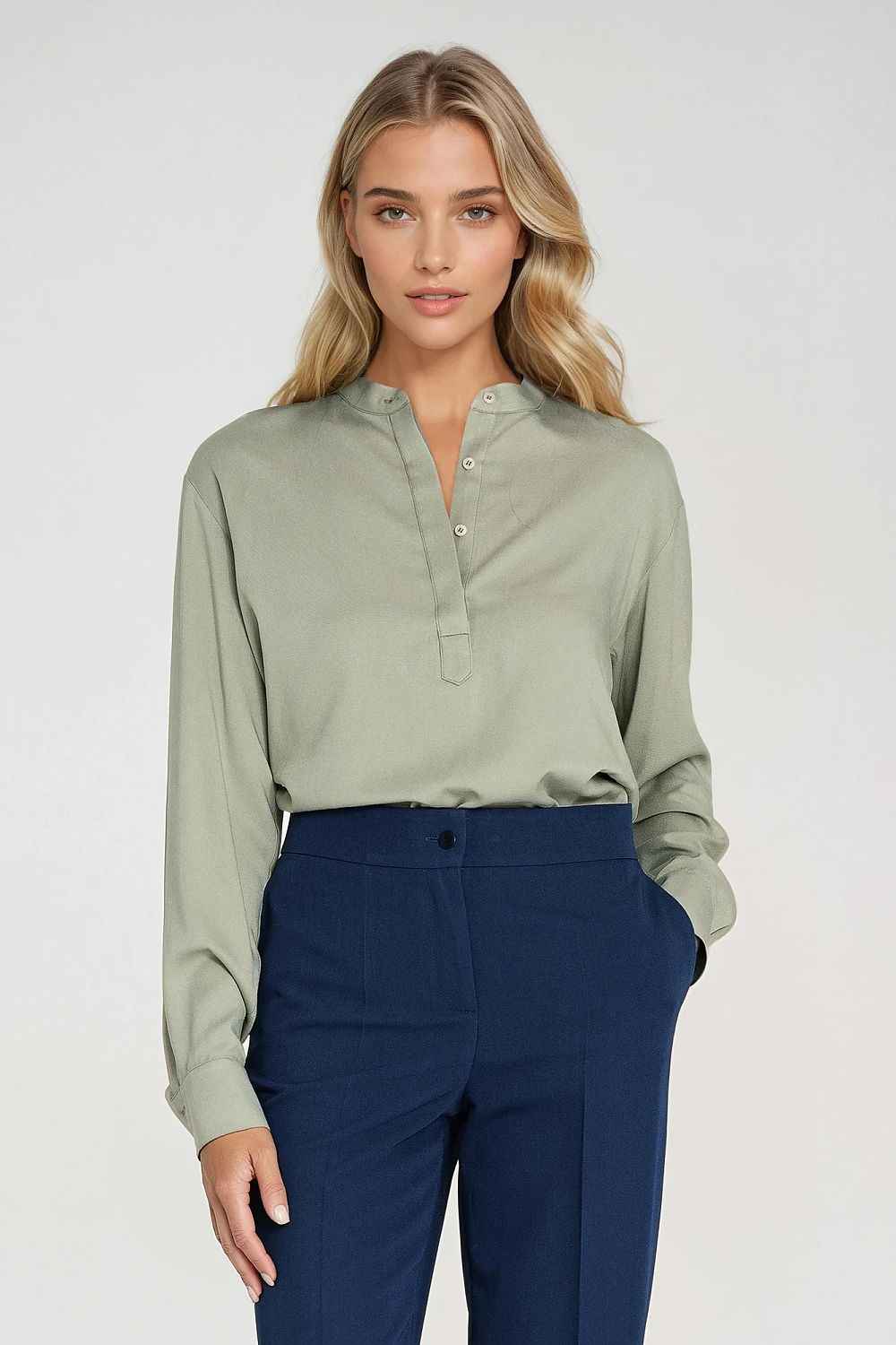 Blouse model 218903
