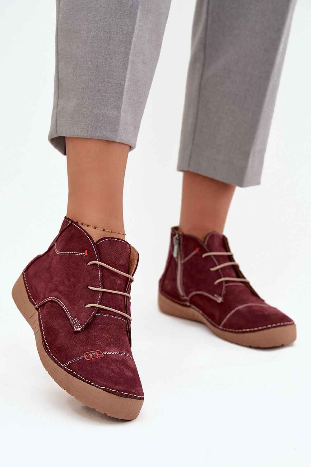 Half shoes model 218908