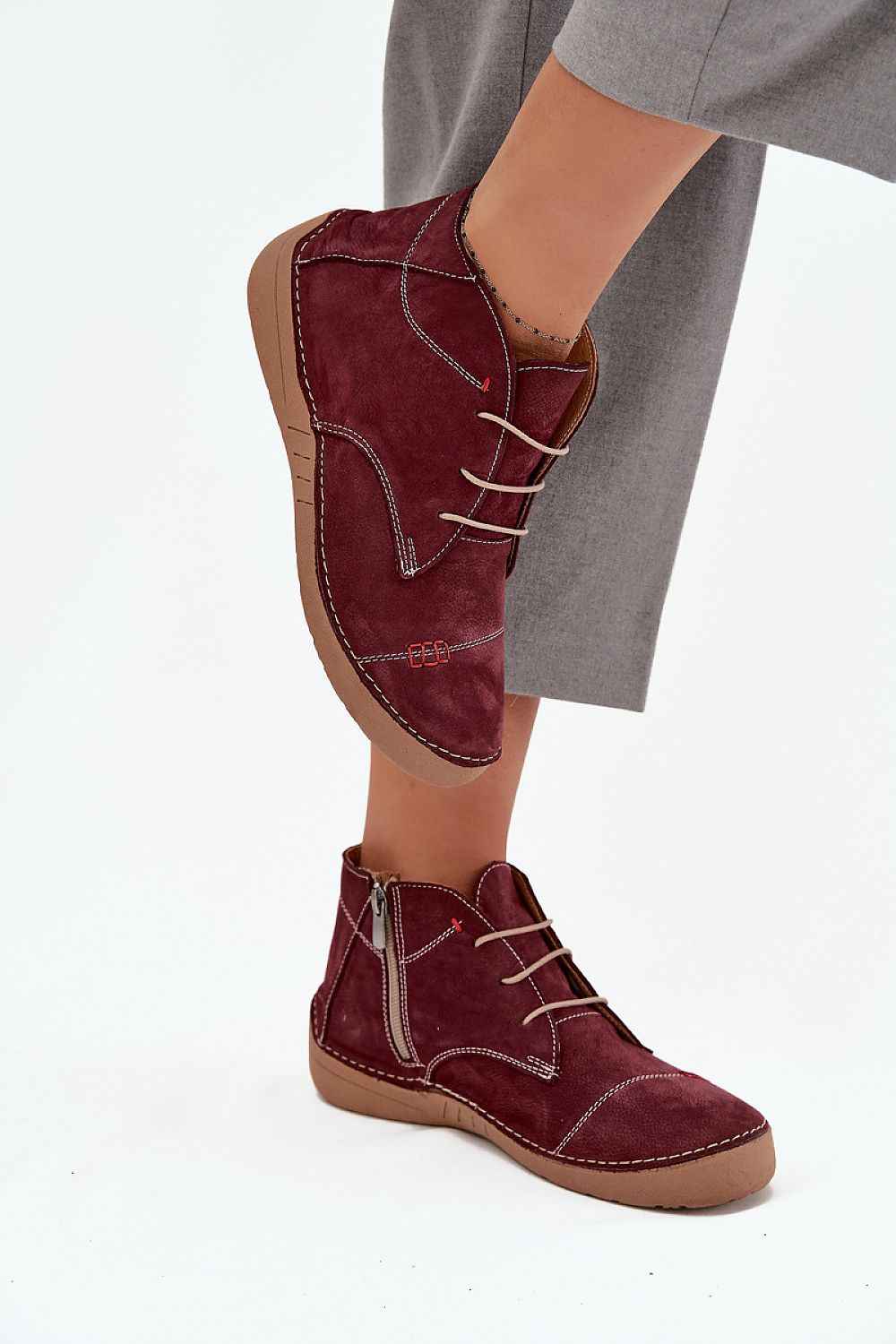 Half shoes model 218908