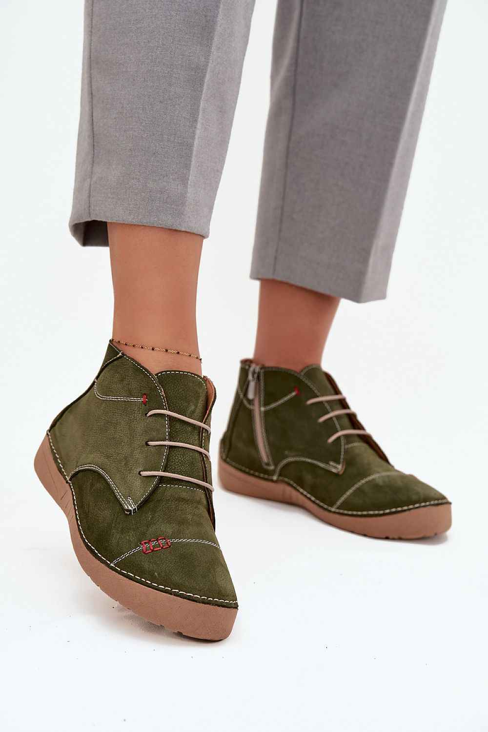 Half shoes model 218909