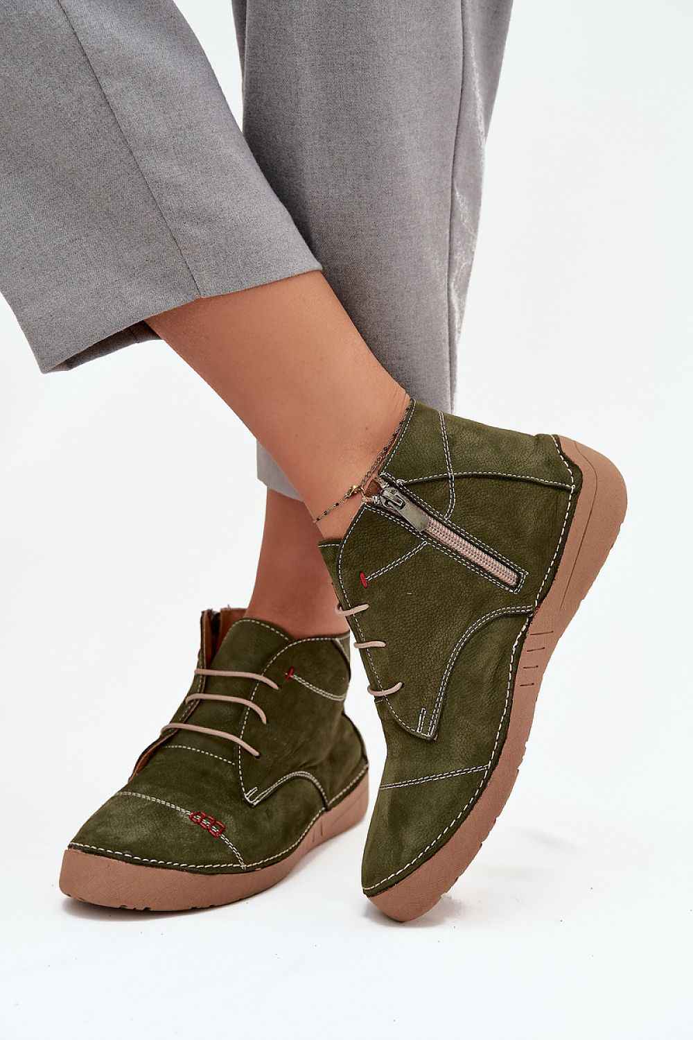 Half shoes model 218909