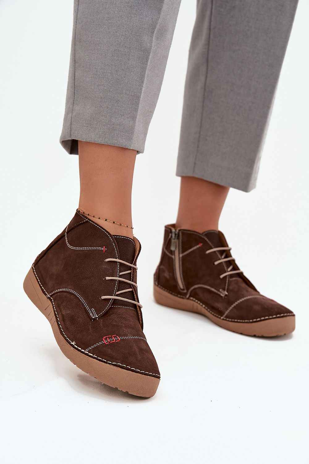 Half shoes model 218910