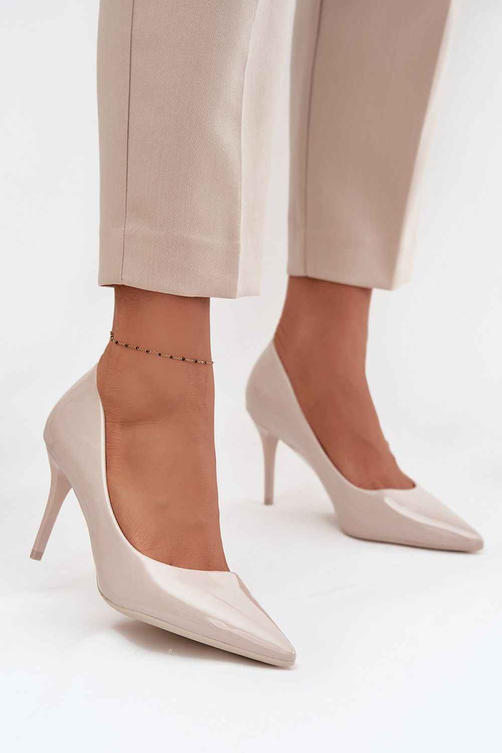 High heels model 218920