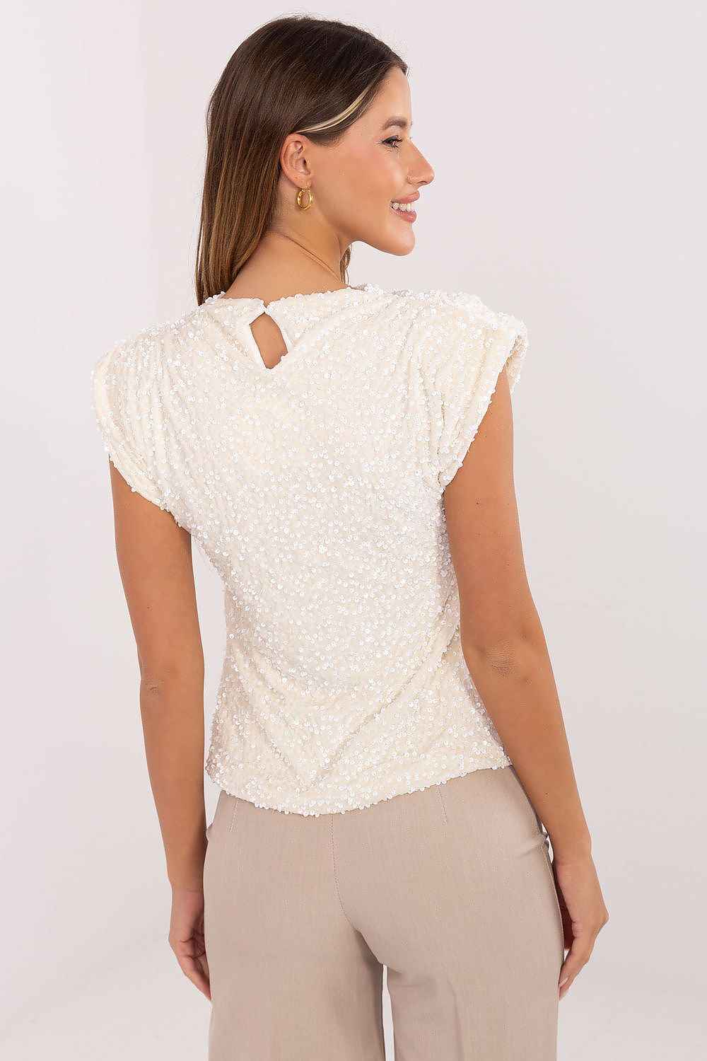 Blouse model 219207