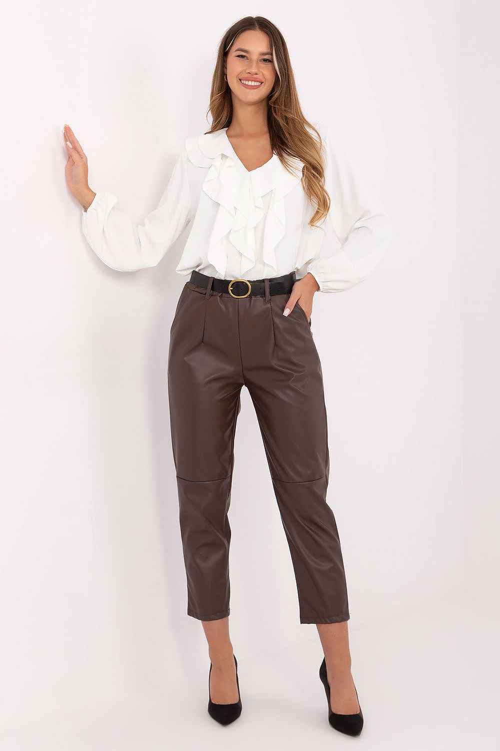 Women trousers model 219385